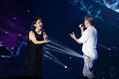 Mỹ Linh hát bolero cùng Đàm Vĩnh Hưng- Ảnh 3. Tuy không thường xuyên xuất hiện cùng nhau nhưng anh vẫn xem Mỹ Linh như