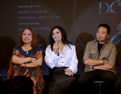 Phương Thanh tái ngộ Siu Black trong concert Đóa hồng gai- Ảnh 2. Phương Thanh cho biết live show của mình sẽ có 3 thế hệ nghệ sĩ, điều đó khẳng định sự gắn bó khăng khít của các thế hệ nghệ sĩ với nhau.