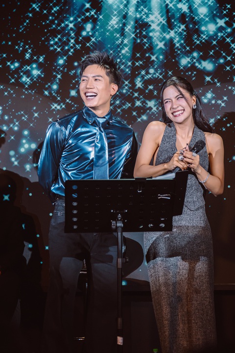 Bộ đôi 'chiến thần ballad' Hà Nhi - Anh Tú lần đầu song ca bolero- Ảnh 2. Bộ đôi 'chiến thần ballad' Hà Nhi - Anh Tú lần đầu song ca bolero- Ảnh 2.