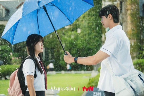 vướng nghi vấn 'Cõng anh mà chạy' vướng nghi vấn 'lợi dụng người chết'