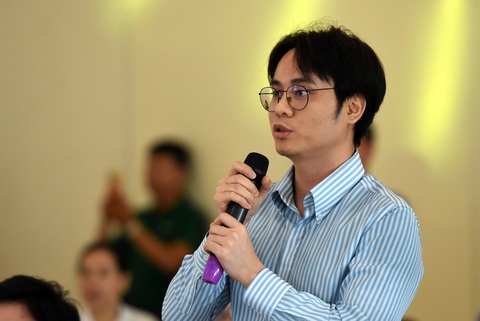 Hạ thấp lượng đạm trong thức ăn chăn nuôi để giảm phát thải- Ảnh 1. Đại diện doanh nghiệp chăn nuôi đề xuất quy định mức trần đạm trong thức ăn chăn nuôi để giảm phát thải khí nhà kính - Ảnh: A LỘC