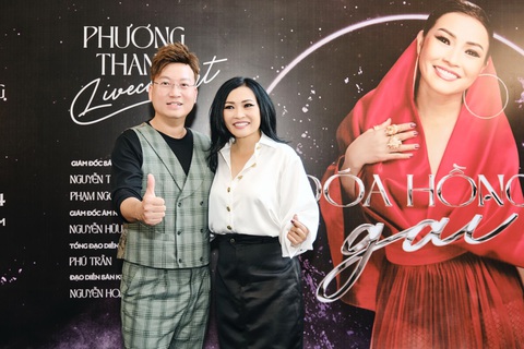 Phương Thanh tái ngộ Siu Black trong concert Đóa hồng gai- Ảnh 10. Sĩ Luân đến chúc mừng Phương Thanh