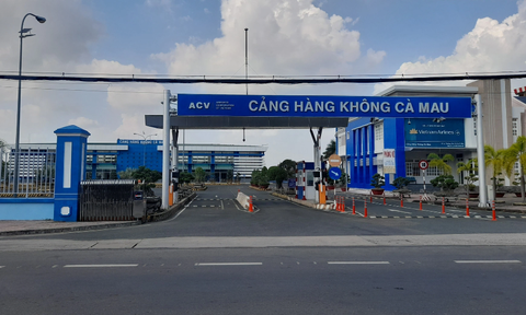 Xây đường băng mới, cải tạo nhà ga để nâng công suất sân bay Cà Mau- Ảnh 1. Sân bay Cà Mau hiện chỉ đón được máy bay nhỏ, công suất 200.000 khách/năm - Ảnh: THANH HUYỀN