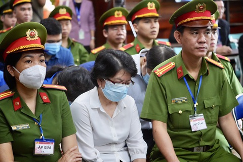 Bà Đỗ Thị Nhàn tại tòa - Ảnh- HỮU HẠNH Bà Đỗ Thị Nhàn tại tòa - Ảnh- HỮU HẠNH