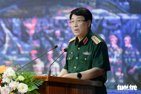 Quyết chiến, quyết thắng trên mảnh đất Điện Biên anh hùng- Ảnh 2. Đại tướng Lương Cường phát biểu chỉ đạo hội thảo khoa học cấp quốc gia 'Chiến thắng Điện Biên Phủ với sự nghiệp xây dựng và bảo vệ Tổ quốc Việt Nam xã hội chủ nghĩa' - Ảnh: NAM TRẦN
