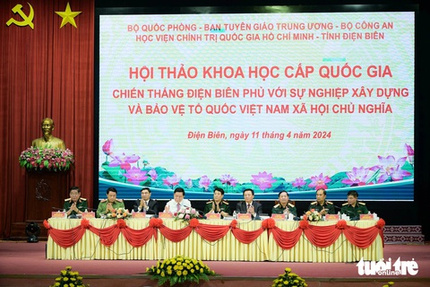 Quyết chiến, quyết thắng trên mảnh đất Điện Biên anh hùng- Ảnh 5. Hội thảo khoa học cấp quốc gia 'Chiến thắng Điện Biên Phủ với sự nghiệp xây dựng và bảo vệ Tổ quốc Việt Nam xã hội chủ nghĩa' - Ảnh: NAM TRẦN
