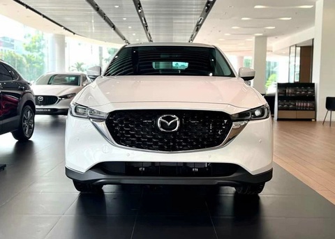 Tin tức giá xe: Mazda CX-5 giảm chỉ còn từ 749 triệu, CX-8 từ 939 triệu, rẻ hơn cả xe Hàn- Ảnh 1. Mazda CX-5 trở lại giá khi mới ra mắt - Ảnh: Đại lý Mazda