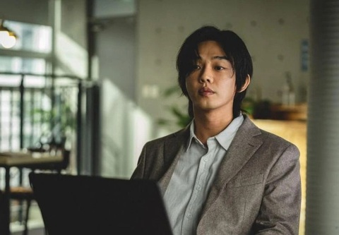Yoo Ah In vẫn sẽ xuất hiện trong phim Goodbye earth sắp tới - Ảnh: Netflix Yoo Ah In vẫn sẽ xuất hiện trong phim Goodbye Earth sắp tới - Ảnh: Netflix