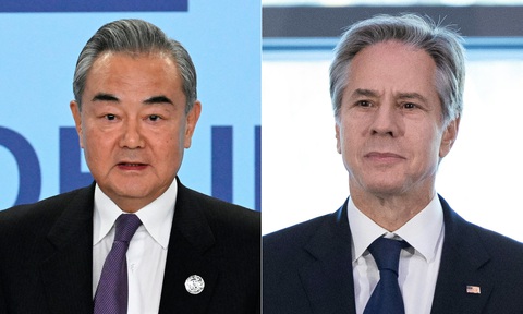 Ngoại trưởng Trung Quốc Vương Nghị và Ngoại trưởng Mỹ Antony Blinken - Ảnh: AFP Ngoại trưởng Trung Quốc Vương Nghị và Ngoại trưởng Mỹ Antony Blinken - Ảnh: AFP