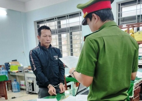 Sắp xét xử vụ đánh shipper gãy hai tay từng gây phẫn nộ- Ảnh 1. Bị cáo Trương Đình Nhạt bị bắt vào tháng 2-2023 - Ảnh: MINH CHÂU
