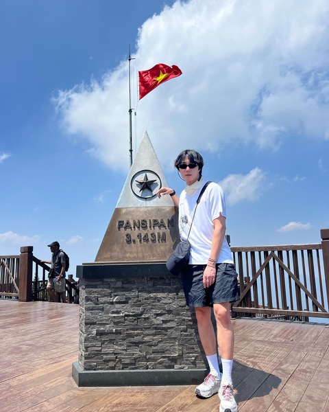 Jung Il Woo check in Fanxipan - Ảnh: Jung Il Woo check-in Fansipan - Ảnh: Instagram Jung Il Woo