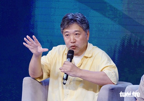 Đạo diễn huyền thoại Hirokazu Kore-eda là tên tuổi lớn nhất của điện ảnh thế giới tham dự HIFF lần đầu tiên - Ảnh: T.T.D. Đạo diễn huyền thoại Hirokazu Kore-eda là tên tuổi lớn nhất của điện ảnh thế giới tham dự HIFF lần đầu tiên - Ảnh: T.T.D.