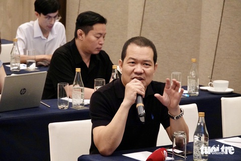 Đạo diễn Lương Đình Dũng - thành viên ban giám khảo hạng mục Phim đầu tay hoặc thứ hai - Ảnh: T.T.D. Đạo diễn Lương Đình Dũng - thành viên ban giám khảo hạng mục Phim đầu tay hoặc thứ hai - Ảnh: T.T.D.
