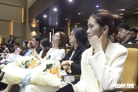'Start-up cũng như chơi thể thao'- Ảnh 2. Sinh viên, chủ nhiệm một số câu lạc bộ khởi nghiệp tại TP.HCM tham gia chương trình - Ảnh: CÔNG TRIỆU