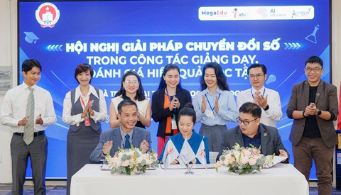 Triển khai 'Trường học số Google'- Ảnh 2. Lễ ký kết hợp tác giữa công ty MegaEdu, iSMART Education và AI Education tại TP HCM đã diễn ra thành công tốt đẹp