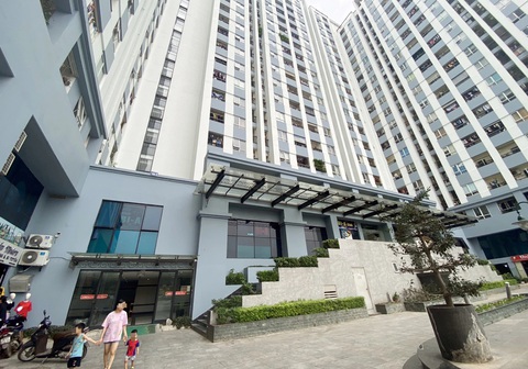 Người dân mua nhà tại dự án chung cư Hồ Gươm Plaza (quận Hà Đông, Hà Nội) phản ánh mua nhà từ năm 2017 nhưng đến nay chưa được nhận giấy hồng - Ảnh: QUANG THẾ Người mua căn hộ luôn mong muốn: có nhà, có sổ. Trong ảnh: chung cư Athena Complex (phường Phương Canh, quận Nam Từ Liêm, Hà Nội) - Ảnh: Q.THẾ