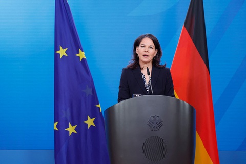 Ngoại trưởng Đức Annalena Baerbock phát biểu về tình hình Trung Đông sáng 14-4 - Ảnh: AFP Ngoại trưởng Đức Annalena Baerbock phát biểu về tình hình Trung Đông sáng 14-4 - Ảnh: AFP