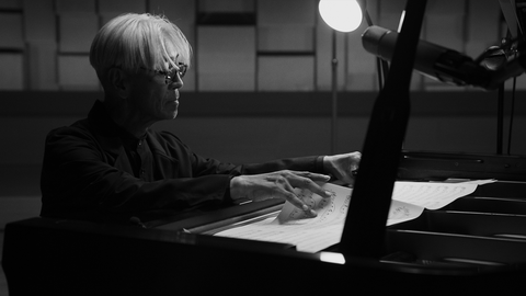 Lời cuối của Ryuichi Sakamoto- Ảnh 4. Cảnh trong Opus