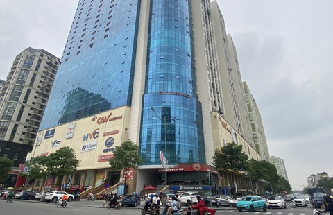 Người mua căn hộ luôn mong muốn: có nhà, có sổ. Trong ảnh: chung cư Athena Complex (phường Phương Canh, quận Nam Từ Liêm, Hà Nội) - Ảnh: Q.THẾ Người dân mua nhà tại dự án chung cư Hồ Gươm Plaza (quận Hà Đông, Hà Nội) phản ánh mua nhà từ năm 2017 nhưng đến nay chưa được nhận giấy hồng - Ảnh: QUANG THẾ