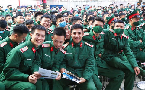 Quy định mới về bảo hiểm y tế đối với quân đội, công an từ 1-7 - Ảnh 1. bảo hiểm y tế - Ảnh 1.