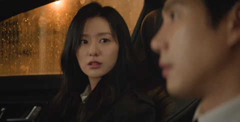 Tình tiết ngày càng gay cấn nhưng rating tập 11 của Queen of tears vẫn giảm?- Ảnh 2. Hae In bàng hoàng phát hiện ra...
