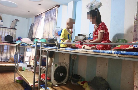 Nhà trọ và bếp ăn miễn phí Rum-Mi - Ảnh: TRÚC QUYÊN Nhà trọ và bếp ăn miễn phí Rum-Mi - Ảnh: TRÚC QUYÊN