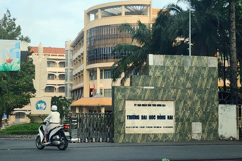 Đề nghị truy tố cựu hiệu trưởng Trường đại học Đồng Nai- Ảnh 1. Trường đại học Đồng Nai - nơi xảy ra sai phạm - Ảnh: H.M.