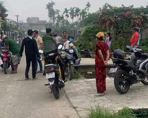 Quảng Nam điều tra vụ thi thể bé gái sơ sinh chưa cắt dây rốn dưới kênh- Ảnh 1. Tuyến kênh ở khối phố Phong Nhất, nơi phát hiện thi thể bé gái sơ sinh - Ảnh: Người dân phường Điện An