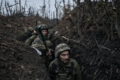 Nghị sĩ Nga tuyên bố Nga sẽ mạnh tay với lính đánh thuê nước ngoài ở Ukraine- Ảnh 1. Nghị sĩ thuộc Ủy ban Duma quốc gia Nga (Hạ viện Nga) vừa tuyên bố Matxcơva sẽ giáng đòn mạnh tay hơn vào các lính đánh thuê nước ngoài ở Ukraine - Ảnh: TOPWAR