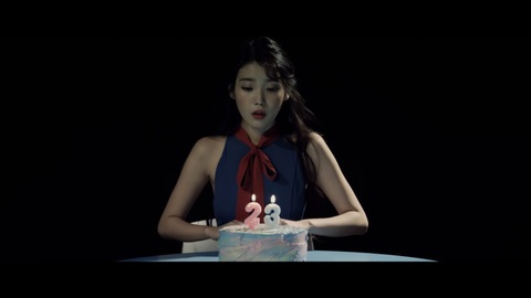 Ảnh cắt từ MV Twenty Three Ảnh cắt từ MV Twenty three