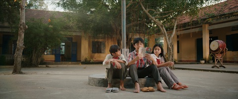 Ngày xưa có một chuyện tình: hoài cổ và thanh xuân rực rỡ đúng 'trend Nguyễn Nhật Ánh'- Ảnh 2. Dàn diễn viên nhí trong Ngày xưa có một chuyện tình - Ảnh: ĐPCC
