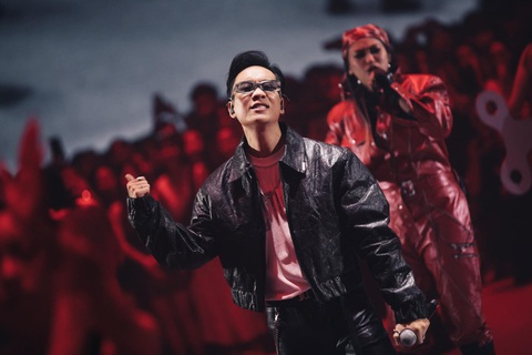 Bóc profile của JustaTee - giám đốc âm nhạc Anh trai 'Say Hi'- Ảnh 3. JustaTee là ca nhạc sĩ, rapper kiêm nhà sản xuất tài năng, tên tuổi bảo chứng cho nhiều bản hit trăm triệu view