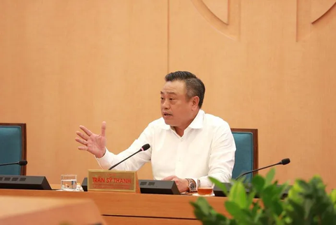 Hà Nội bắn pháo hoa, biểu diễn nghệ thuật ánh sáng dịp kỷ niệm 70 năm giải phóng thủ đô- Ảnh 1. Chủ tịch UBND TP Hà Nội Trần Sỹ Thanh đã chủ trì phiên họp - Ảnh: UBND TP
