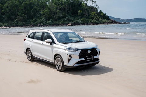 Giảm giá bán, Toyota Veloz Cross dần lấy lại phong độ- Ảnh 1. Mẫu xe đa dụng Veloz Cross thu hút hơn khi giảm giá bán
