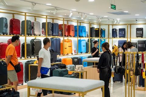 Chào đón cửa hàng Samsonite lớn nhất Đông Nam Á- Ảnh 4. Chào đón cửa hàng Samsonite lớn nhất Đông Nam Á- Ảnh 4.