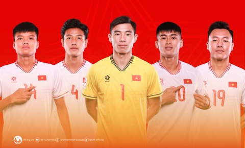Thành viên ban cán sự U23 Việt Nam tại VCK U23 châu Á 2024, đội trưởng thủ môn Quan Văn Chuẩn (áo vàng) và 4 đội phó (từ trái qua) Nguyễn Văn Tùng, Lương Duy Cương, Nguyễn Ngọc Thắng, Nguyễn Thái Sơn - Ảnh: VFF Thành viên ban cán sự U23 Việt Nam tại VCK U23 châu Á 2024, đội trưởng thủ môn Quan Văn Chuẩn (áo vàng) và 4 đội phó (từ trái qua) Nguyễn Văn Tùng, Lương Duy Cương, Nguyễn Ngọc Thắng, Nguyễn Thái Sơn - Ảnh: VFF