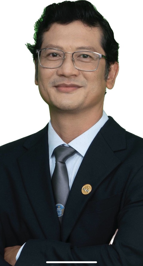Mẹ tôi bị bệnh, tôi về chăm sóc mẹ thì em tôi đóng cửa không cho vào. Tôi phải làm sao?- Ảnh 1. Luật sư Nguyễn Phong Phú