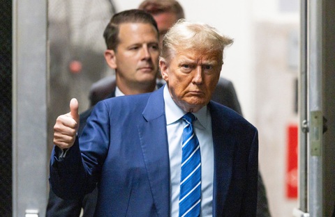 Ông Trump tại phiên tòa hình sự ở Manhattan, New York, ngày 16-4 - Ảnh: AFP Ông Trump tại phiên tòa hình sự ở Manhattan, New York, ngày 16-4 - Ảnh: AFP