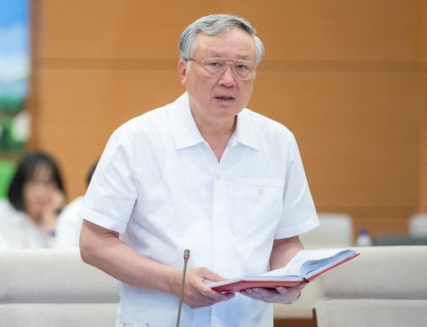 Chánh án Nguyễn Hòa Bình: Tách vụ án hình sự có người phạm tội chưa thành niên là cần thiết- Ảnh 1. Chánh án Nguyễn Hòa Bình - Ảnh: GIA HÂN