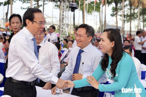 Bí thư Thành ủy TP.HCM Nguyễn Văn Nên tại lễ giỗ Tổ Hùng Vương - Ảnh: HỮU HẠNH Bí thư Thành ủy TP.HCM Nguyễn Văn Nên tại lễ giỗ Tổ Hùng Vương - Ảnh: HỮU HẠNH