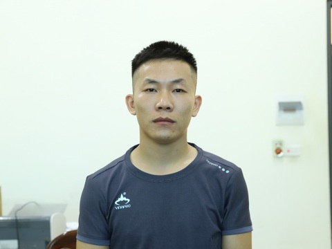Lời khai của nghi phạm cướp tiệm vàng trong đêm ở Hà Tĩnh- Ảnh 1. Nghi phạm Nguyễn Minh Toàn - Ảnh: CACC