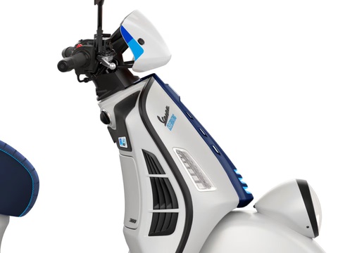 Vespa ra bản đặc biệt siêu hiếm, sử dụng động cơ mạnh nhất lịch sử thương hiệu- Ảnh 5. Vespa 140th of Piaggio sử dụng động cơ Vespa HPE 300cc, xi lanh đơn, làm mát bằng chất lỏng, sản sinh công suất 23,8 mã lực, mô-men xoắn cực đại 26Nm. Đây là động cơ mạnh nhất từng có trên một chiếc Vespa.