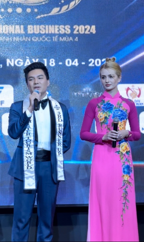 Hoa hậu Polina Hoa hậu Polina