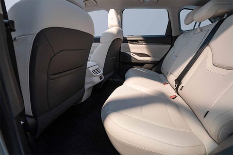Haval H6 2024 lộ hàng loạt trang bị mới trước ngày ra mắt- Ảnh 8. Haval H6 2024 lộ hàng loạt trang bị mới trước ngày ra mắt- Ảnh 8.