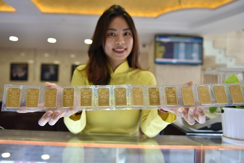 Thứ hai tới sẽ đấu thầu 16.800 lượng vàng miếng SJC- Ảnh 1. Thứ hai tới sẽ đấu thầu 16.800 lượng vàng miếng SJC - Ảnh: QUANG ĐỊNH
