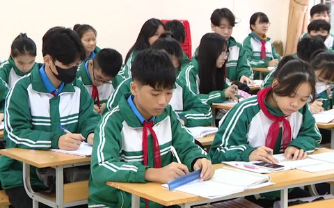 Học sinh TP Vinh, Nghệ An ôn tập cho kỳ thi tuyển sinh vào lớp 10 - Ảnh: DOÃN HÒA Học sinh TP Vinh, Nghệ An ôn tập cho kỳ thi tuyển sinh vào lớp 10 - Ảnh: DOÃN HÒA
