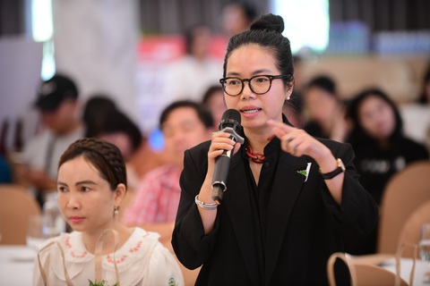 Bà Nguyễn Trình Thùy Trang - giám đốc nội vụ Cotecons - Ảnh: QUANG ĐỊNH Bà Nguyễn Trình Thùy Trang - giám đốc nội vụ Cotecons - Ảnh: QUANG ĐỊNH