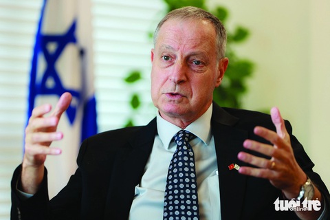 Đại sứ Israel tại Việt Nam: Chúng tôi muốn hòa bình, kết thúc xung đột với Iran và Palestine- Ảnh 1. Đại sứ Israel tại Việt Nam Yaron Mayer - Ảnh: NGUYỄN KHÁNH