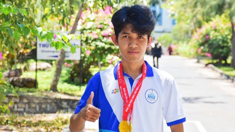 Sinh viên IT giành huy chương vàng cả hai môn kỳ thi Olympic toán- Ảnh 1. Võ Văn Thành - Ảnh: TRẦN HOÀI