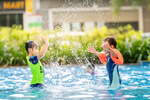 Chùm ảnh thực tế bên trong khu căn hộ Charm City sau 3 năm vận hành- Ảnh 3. Hồ bơi dành riêng cho cư dân nhí